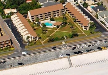 Blue Surf 14b 2 Bedroom Townhouse by RedAwning