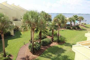 Santa Rosa Delight - 3 Br Townhouse