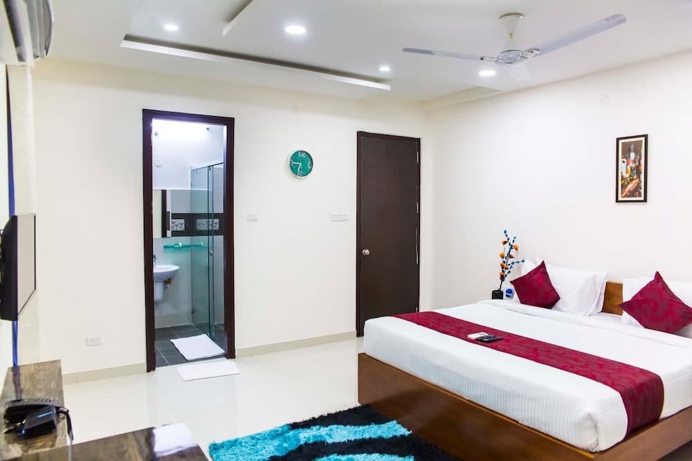 SKYLA Serviced Apartments - Lotus Pond