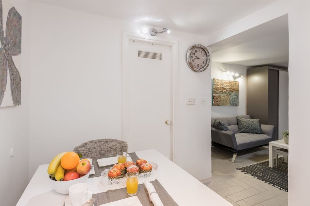 Old Town Center Studio Apartments