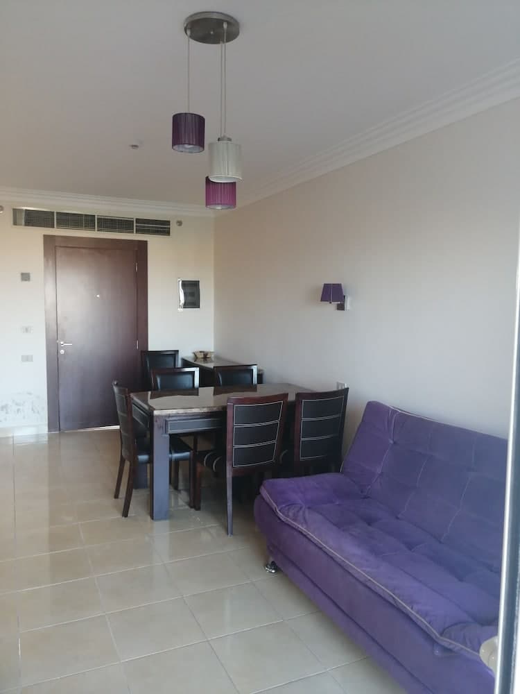 Sea view apartment with private beach