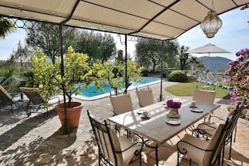 Apartment With Pool Ai Pignoi Ground F