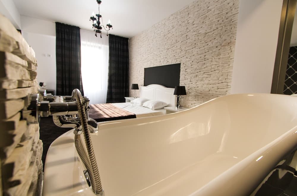 Evianne Boutique Hotel