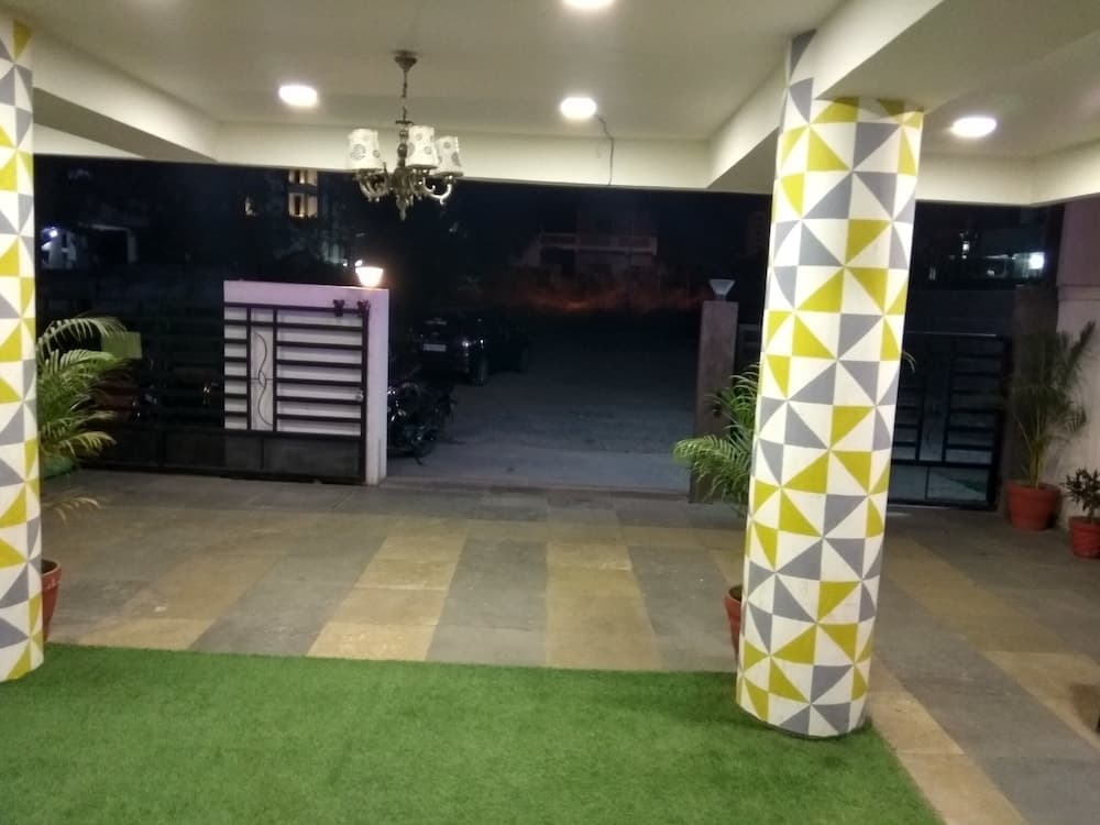 JK Rooms 116 Hotel Taha Pride