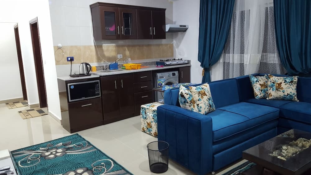 Half Moon - Sunny Dahab