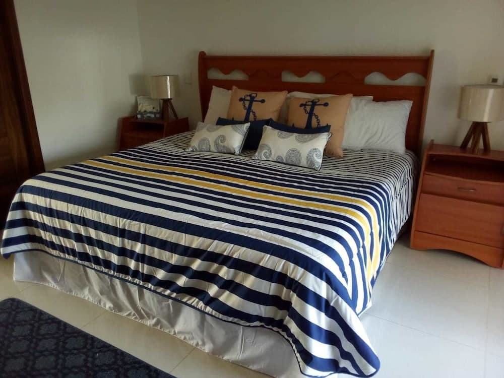 Preciosa Casa B Nayar