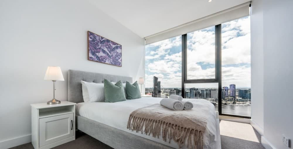 Melbourne Private Apartments - Collins Wharf Waterfront, Docklands