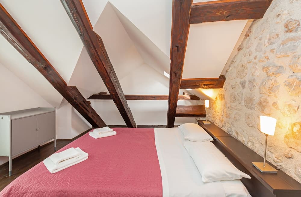 Apartment Bona Palace