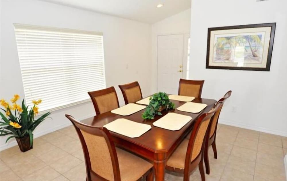 4 Br Pool Home in Aviana Resort