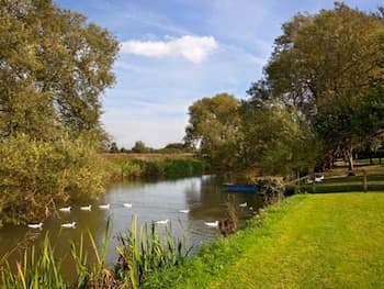 Cherbridge Lodges Riverside Lodges Short Lets
