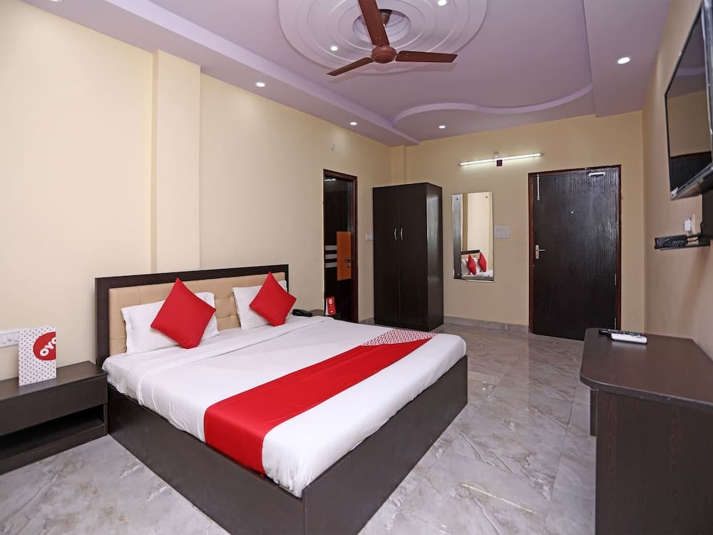 OYO 17408 Scindia Resorts And Hotels