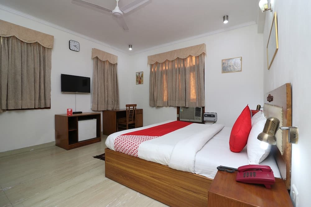 OYO Flagship 25106 Swastik Hospitality