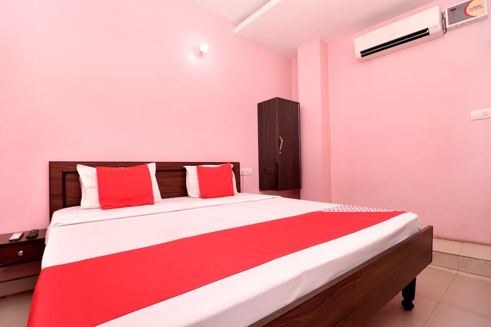OYO 26665 Hotel Choudhary Residency