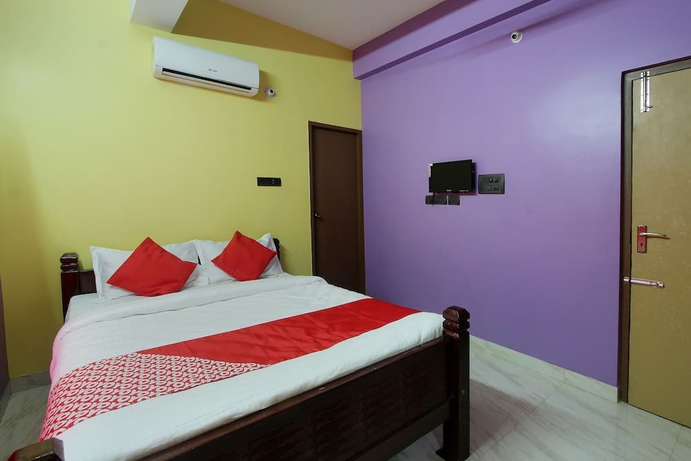 OYO 18456 Anugraha Vasantham