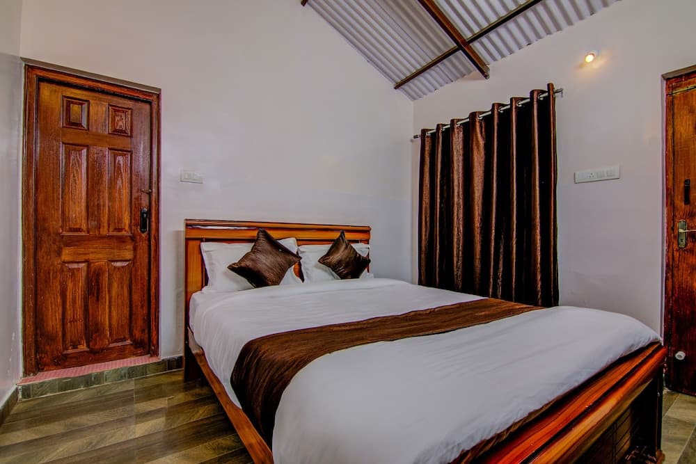 OYO 19397 Hotel All Season