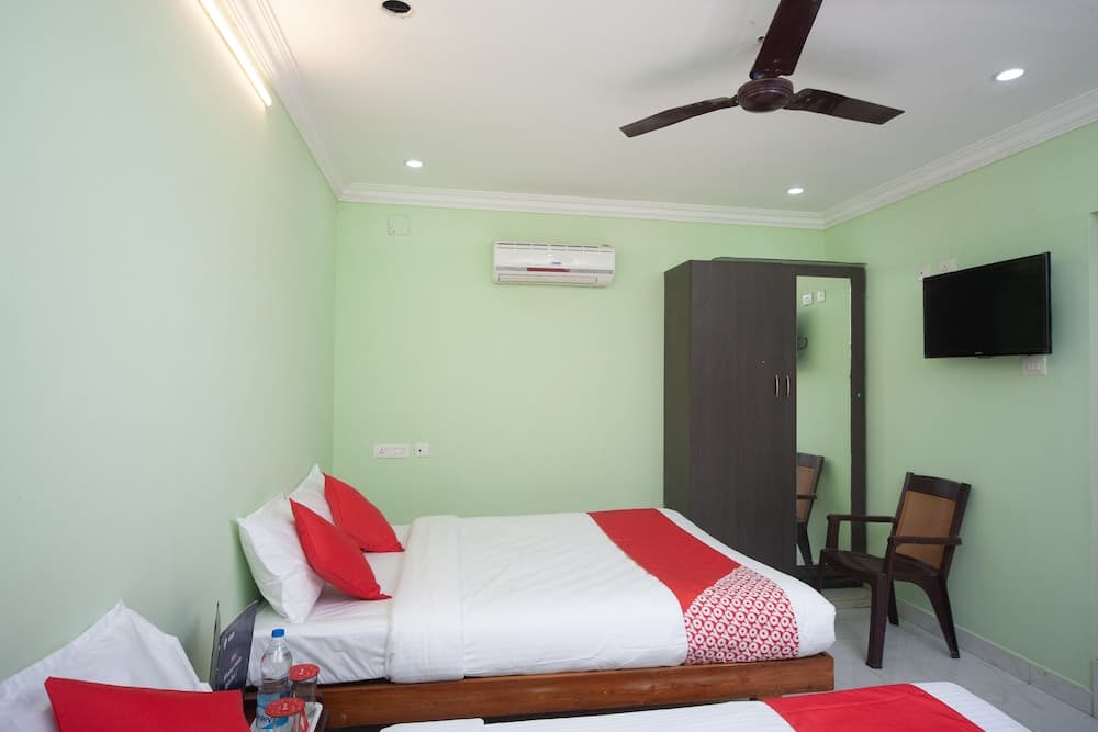 OYO 23300 Seabreeze Residency