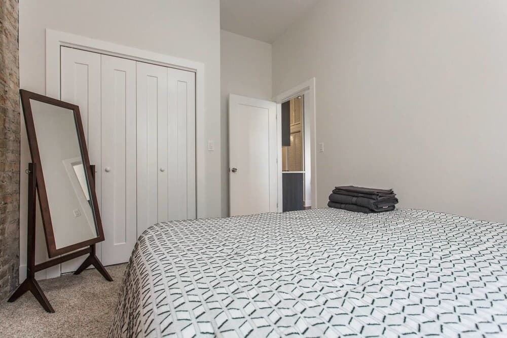 Handsome Mccormick 3bd-2ba Loft