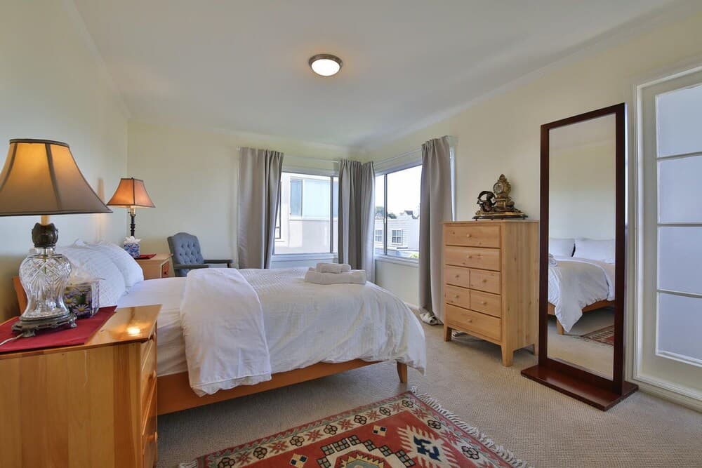 145 Stanyan Street\ - 2 Br Apts