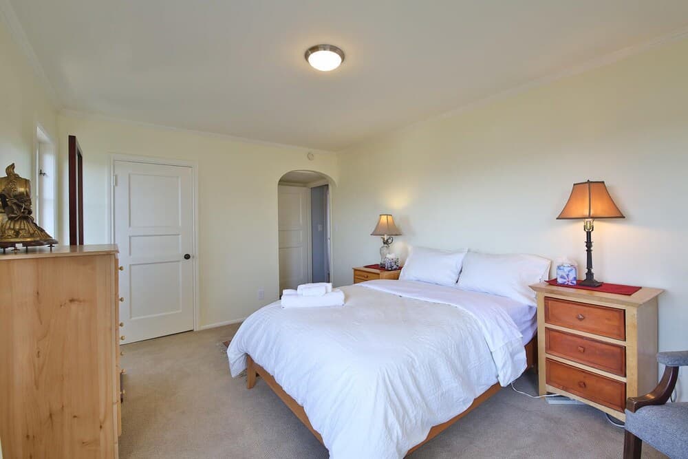 145 Stanyan Street\ - 2 Br Apts