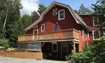 Unique Barn-style 3 Br Private 3 Bedroom Home