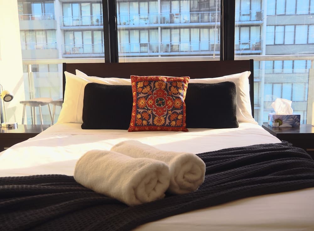 Metro Apartments South Melbourne CBD edge