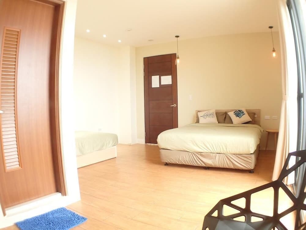 Living My Life Hostel