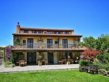 Posada Mies de Villa