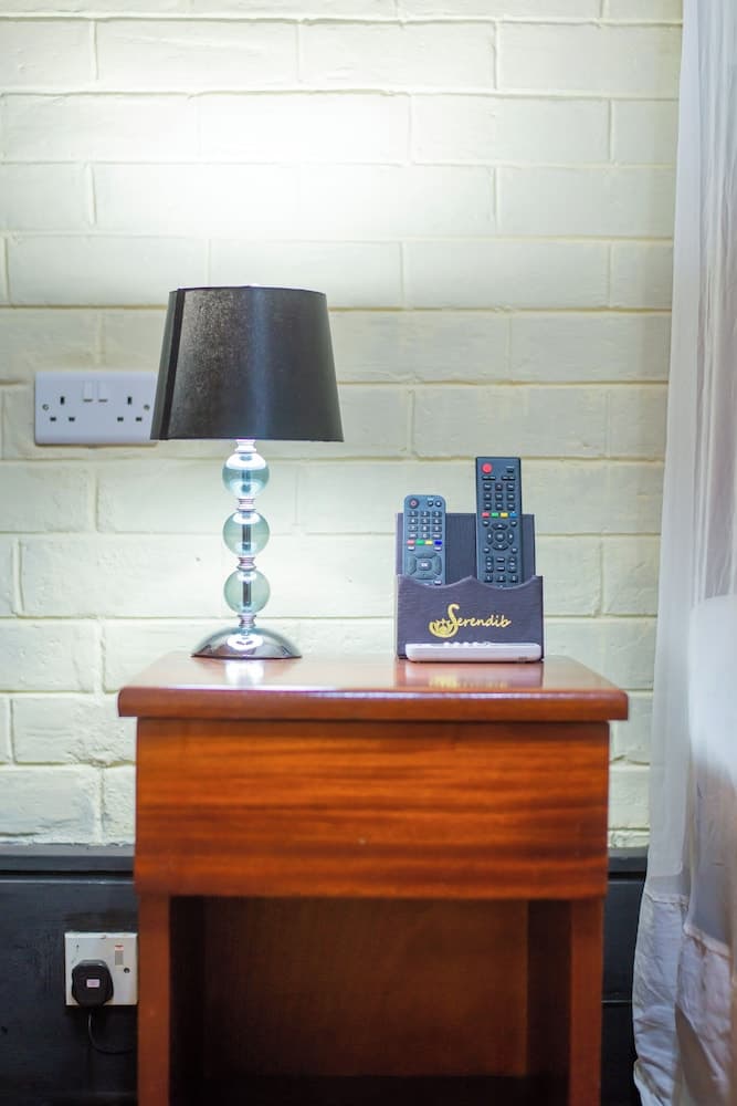 Kambiri Beach By Serendib