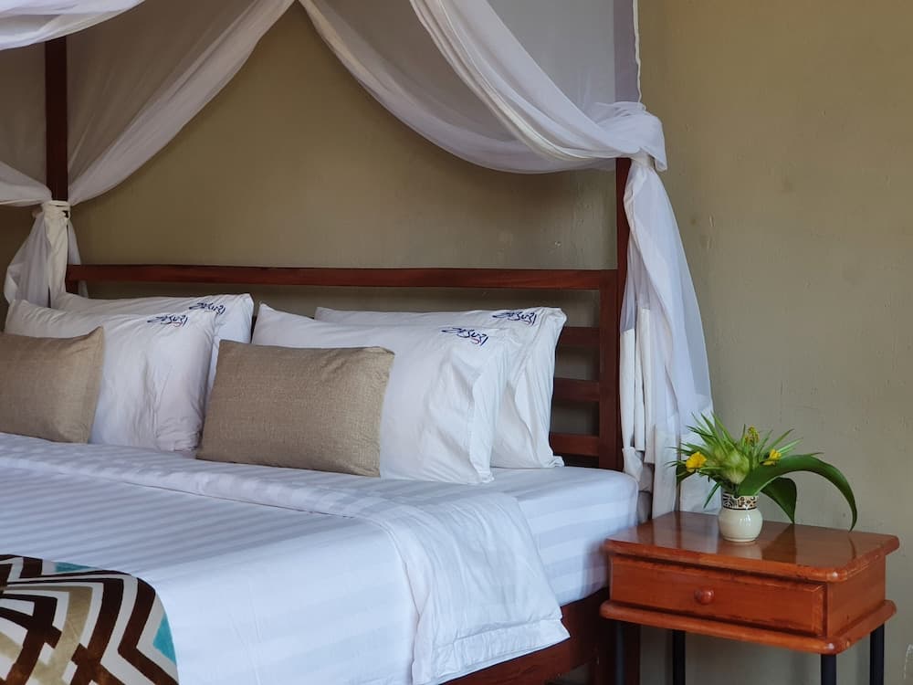 Zaburi Beach by Serendib