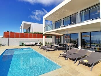 Villa Relaxing View by MHM