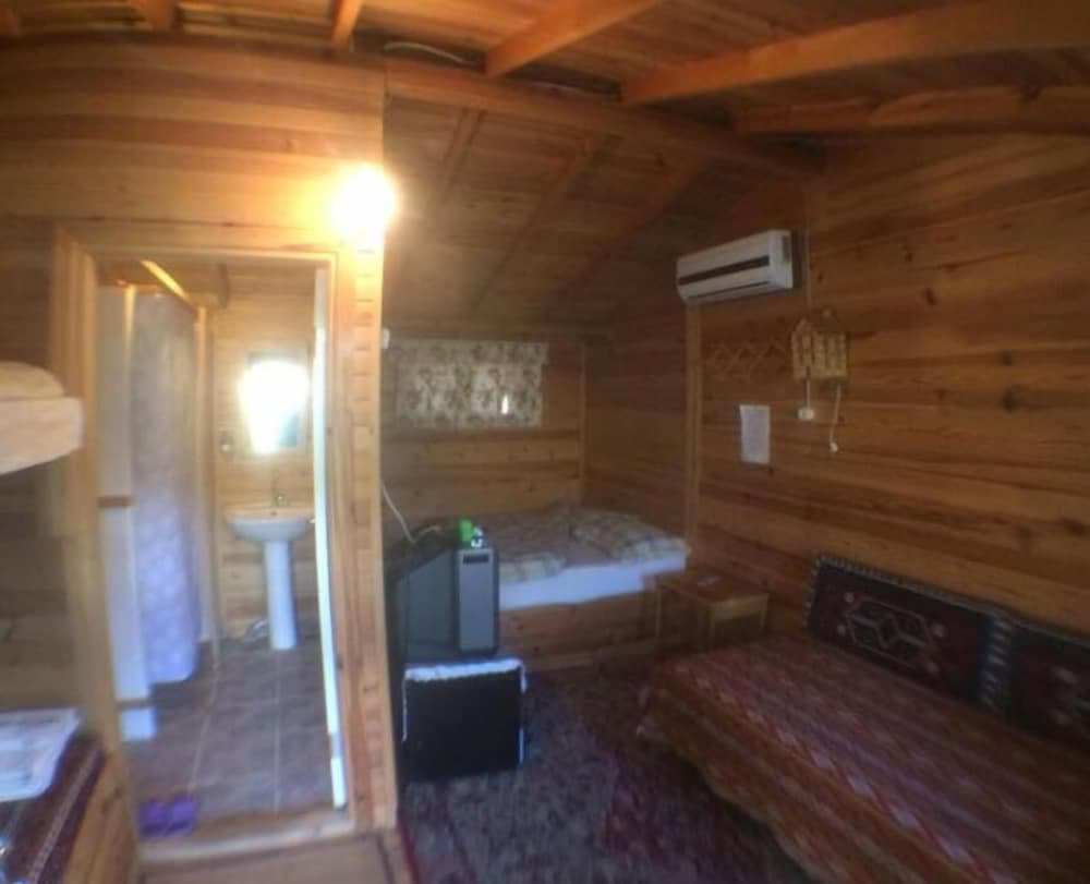 Kucuk Ciftlik Bungalow Evleri