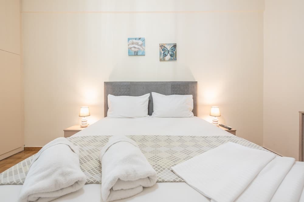 Elegant Home in Quiet Street by Cloudkeys