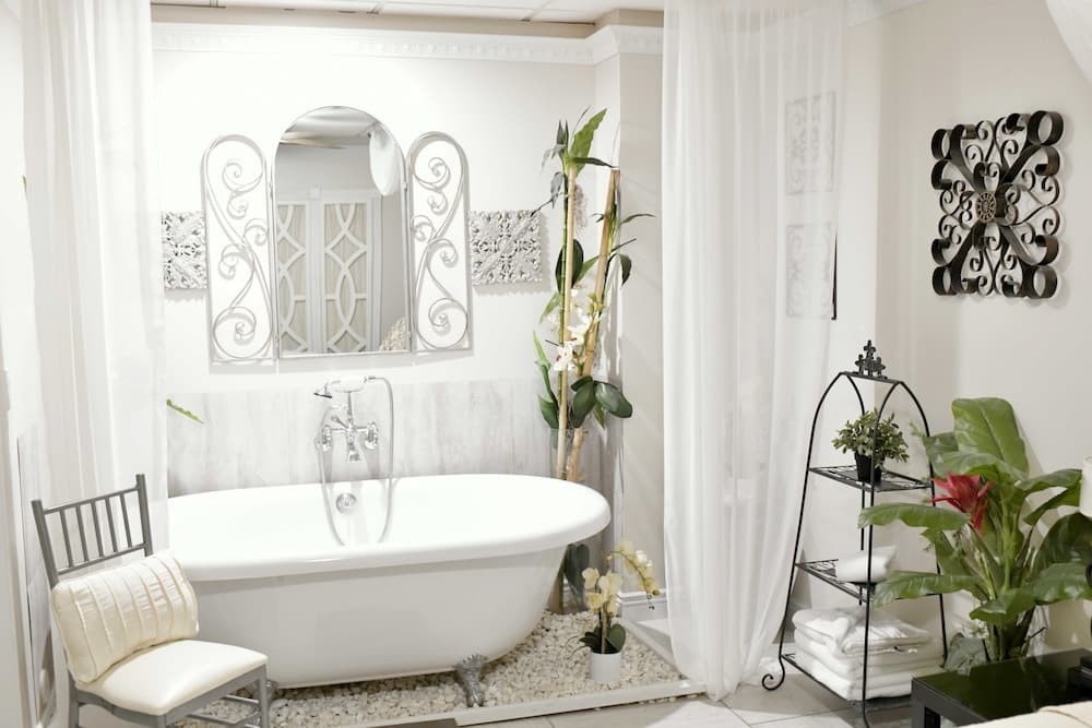 5th East Hall Bed & Breakfast