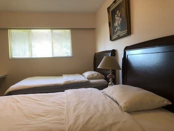 Lucy Star Home by Elevate Rooms