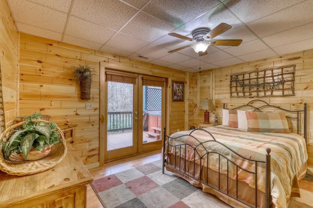 Lucilles Creekside Hideaway