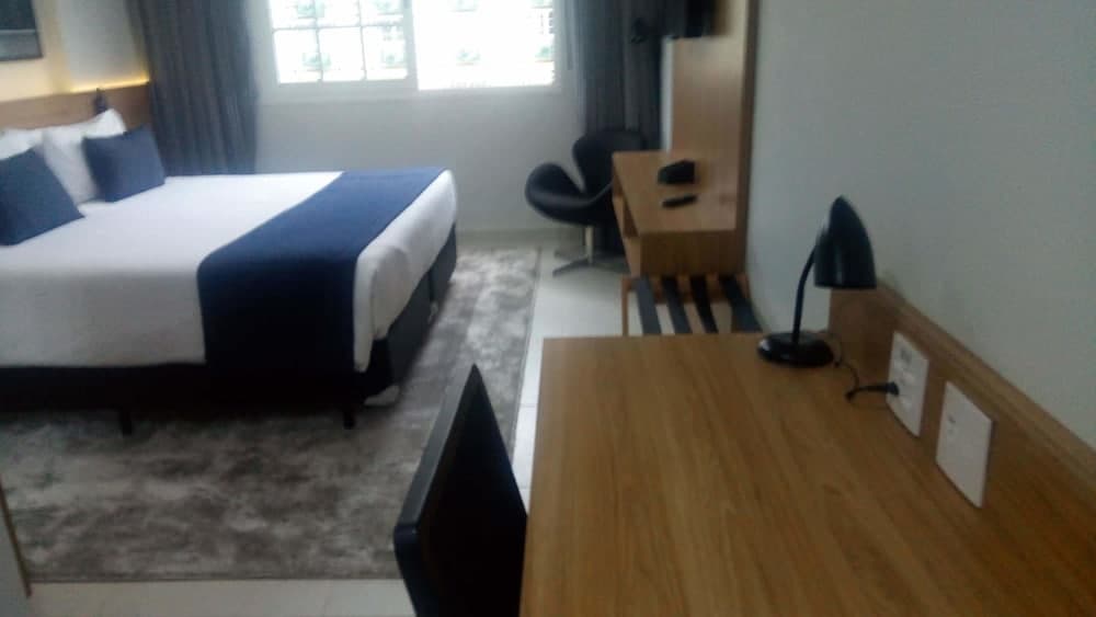 Live Suítes Itaipava - Flats Para Locação