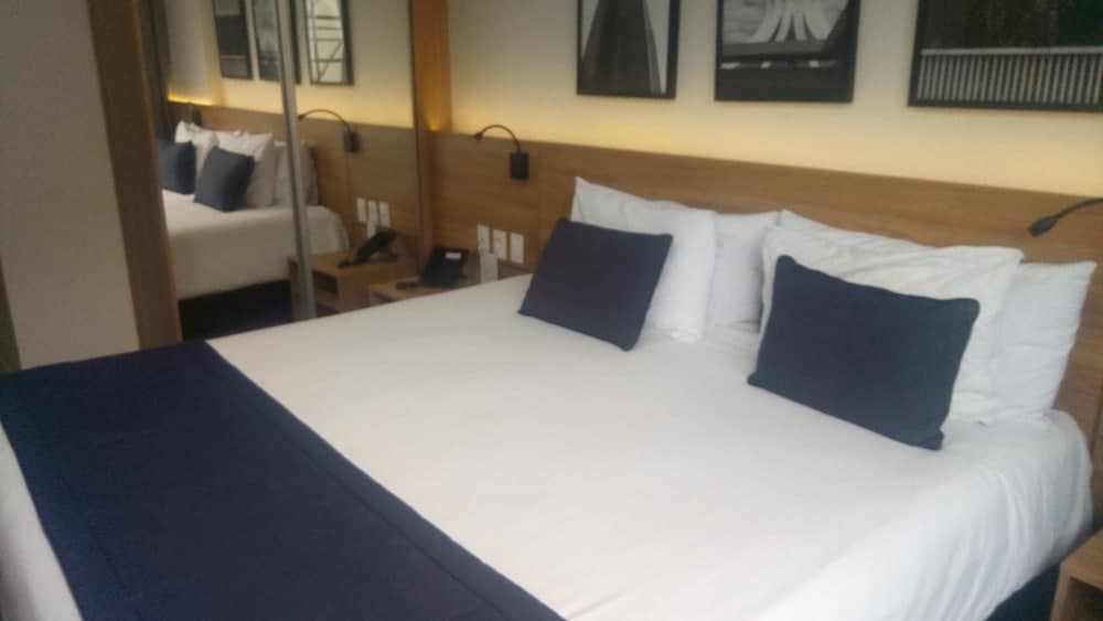 Live Suítes Itaipava - Flats Para Locação