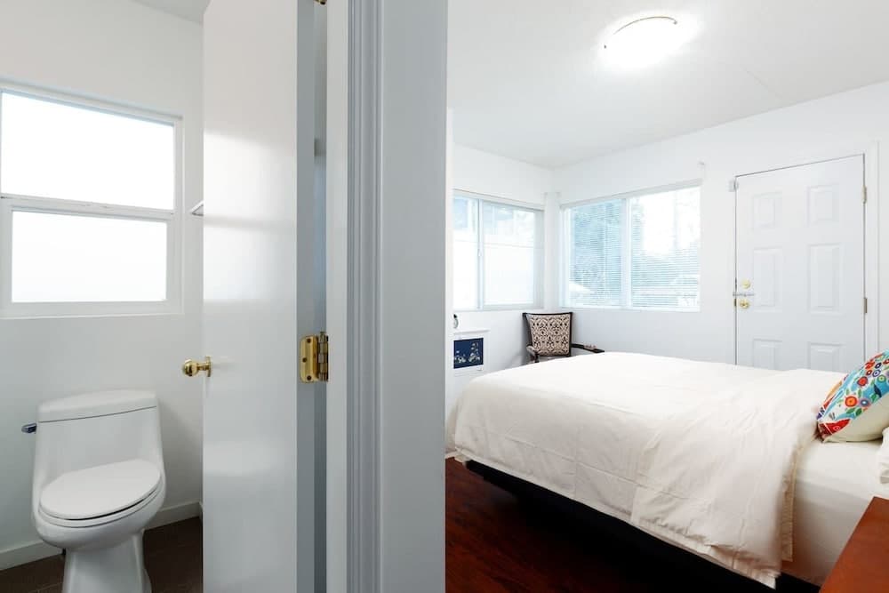 Classic House in Heart of Vancouver