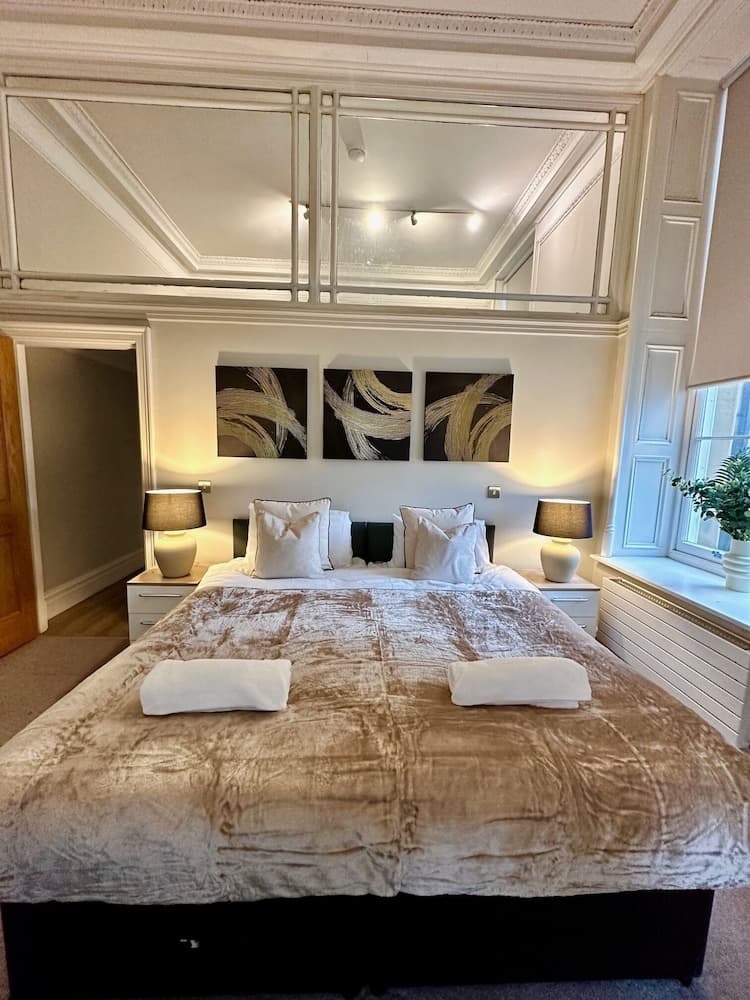 iStay Liverpool 1 Water Street Apartments