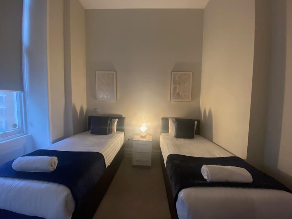 iStay Liverpool 1 Water Street Apartments