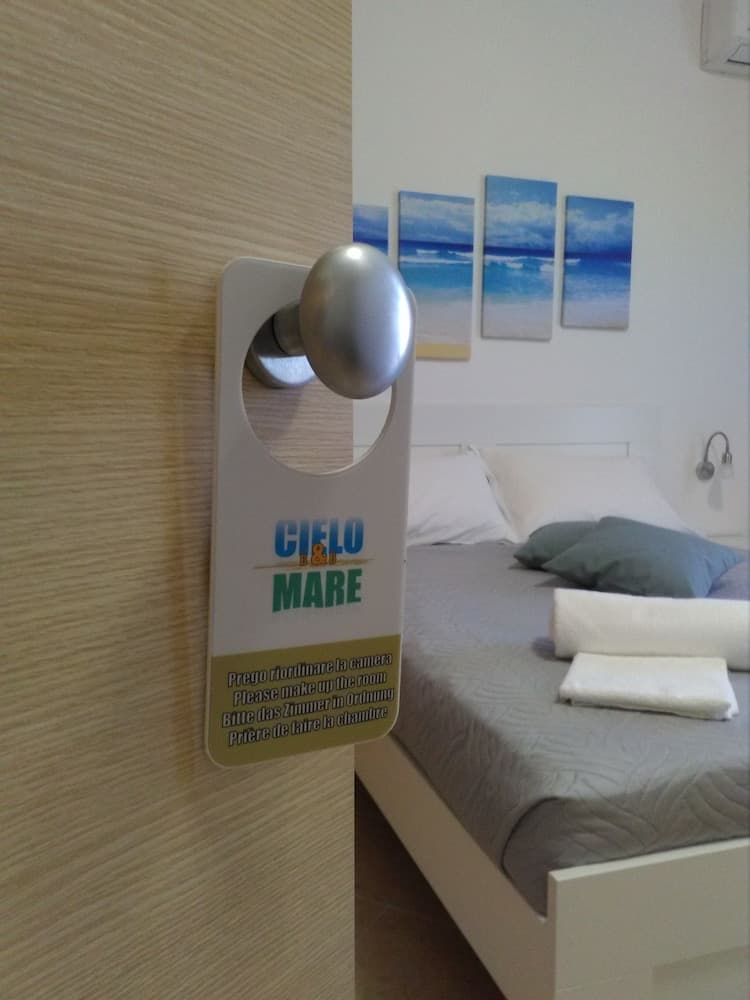 Bed and Breakfast "CIELO & MARE" Pozzallo (RG)  (CIR 19088008C101573)