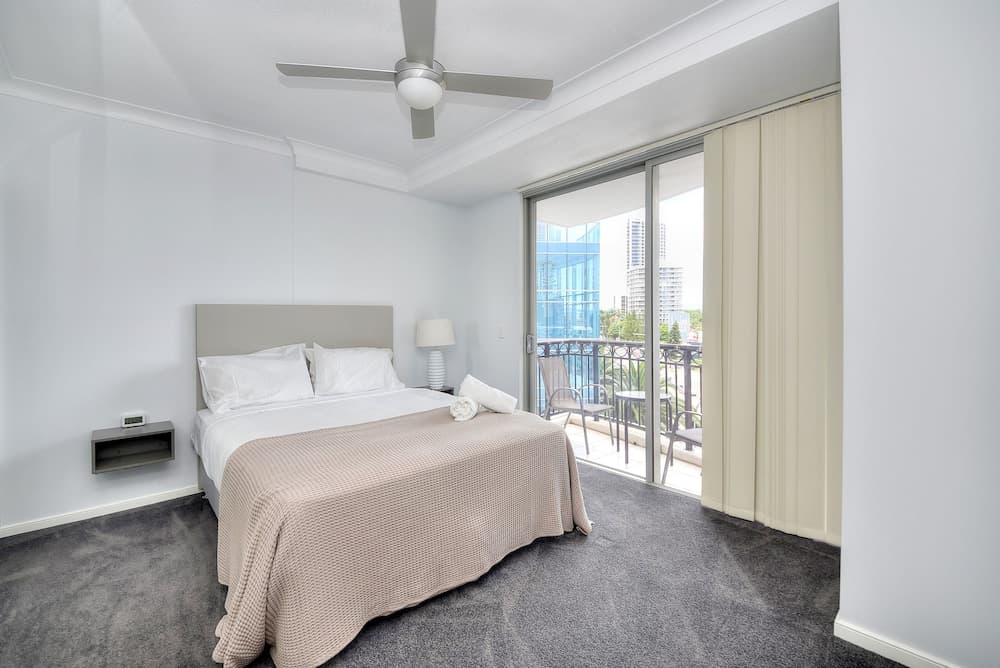 The Towers Chevron Renaissance Holidays Gold Coast