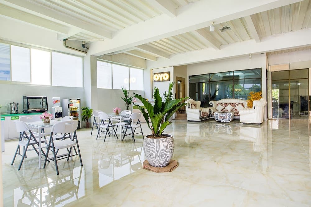 OYO Life 511 Grace Residence