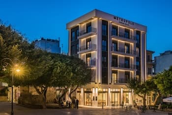 Metropole Urban Hotel