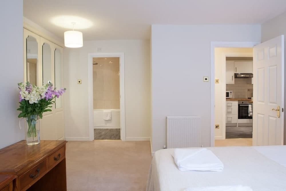 Apartment Next to Victoria Station