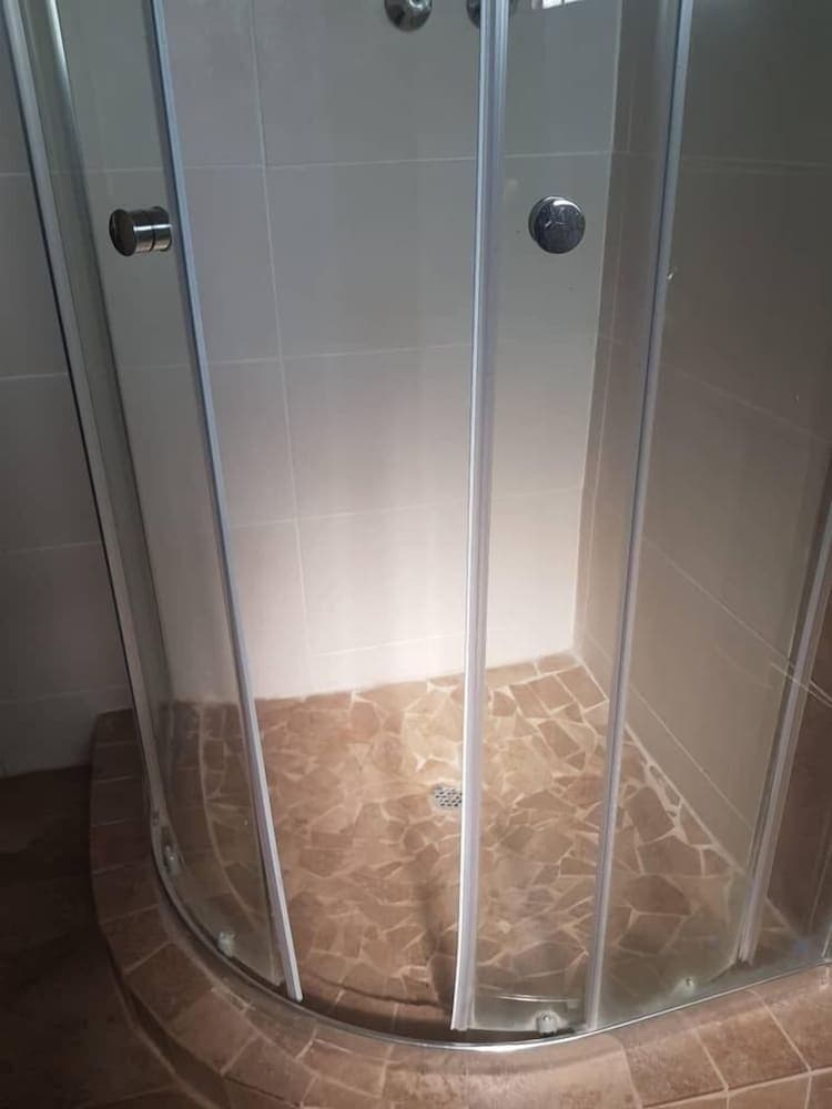 Goora-Motho Guest House