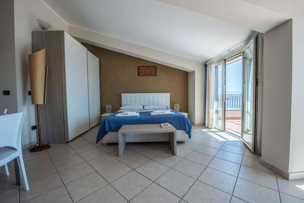 La Sirena Bed & Breakfast