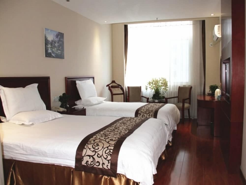 GreenTree Inn Tianjin Jinghai District Jinqiao International Trade Center Express Hotel