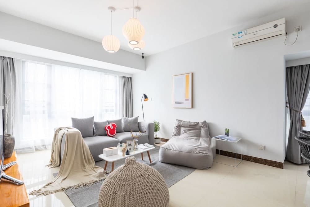 Locals Boutique Apartment Huafa Plaza 6