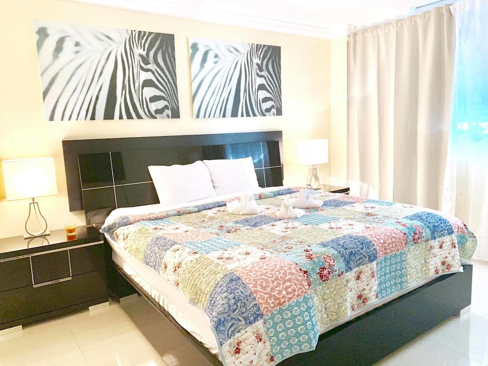 Sunny Miami Vacation